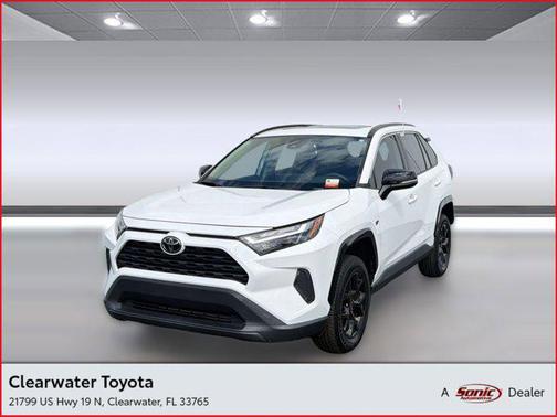 Ice Cap 2023 Toyota RAV4 XLE