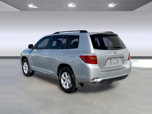 2010 Toyota Highlander SE