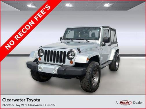 Bright Silver Metallic Clearcoat 2011 Jeep Wrangler Sahara