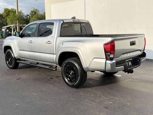 Celestial Silver Metallic 2022 Toyota Tacoma SR5