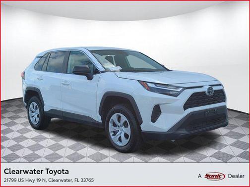 2024 Toyota RAV4 LE
