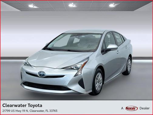 Classic Silver Metallic 2017 Toyota Prius Two