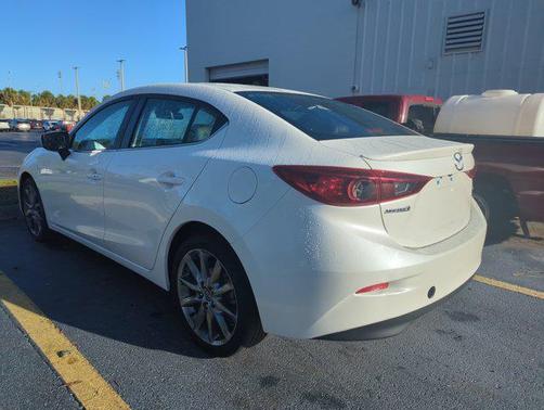 2018 Mazda Mazda3 Touring