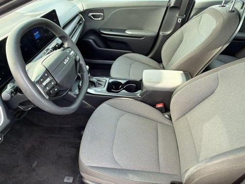 Snow White Pearl 2025 Kia K4 LXS