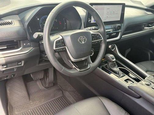 Storm Cloud 2024 Toyota Grand Highlander XLE