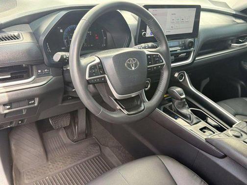 Storm Cloud 2024 Toyota Grand Highlander XLE