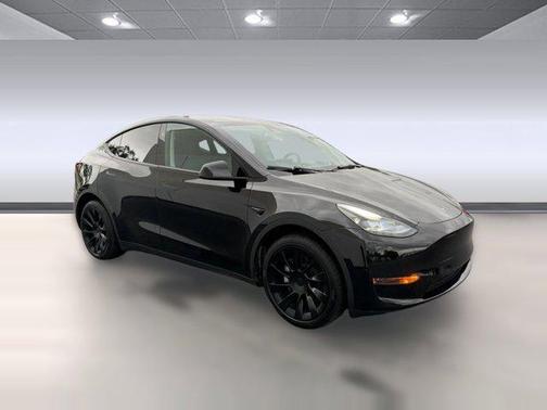 2024 Tesla Model Y Long Range Single Motor Rear-Wheel Drive