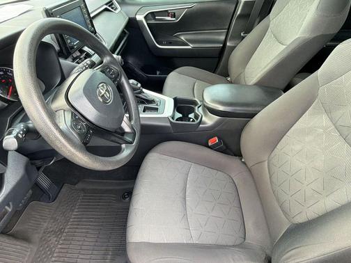 Midnight Black Metallic 2020 Toyota RAV4 XLE