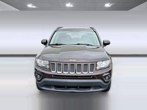 Rugged Brown Pearlcoat 2014 Jeep Compass Latitude