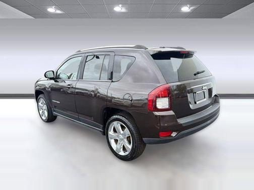 Rugged Brown Pearlcoat 2014 Jeep Compass Latitude
