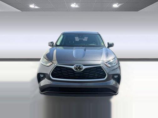 Blueprint 2025 Toyota Highlander LE