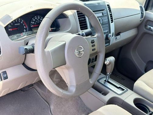 Avalanche 2010 Nissan Frontier SE