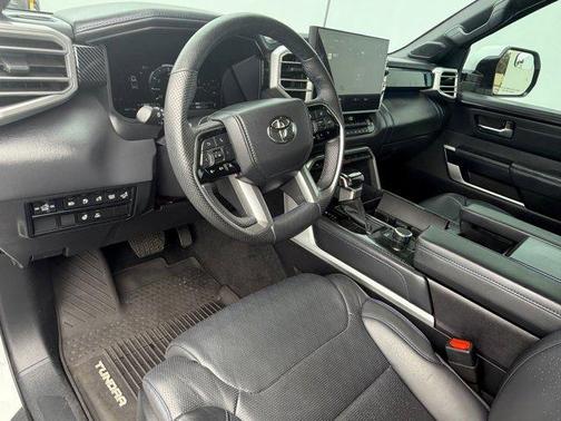 2024 Toyota Tundra Hybrid Platinum