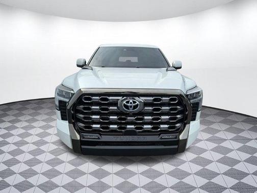 2024 Toyota Tundra Hybrid Platinum