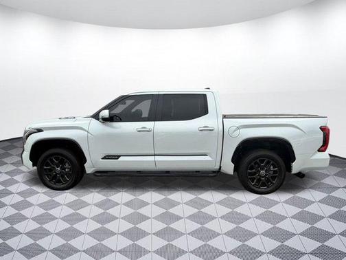 2024 Toyota Tundra Hybrid Platinum