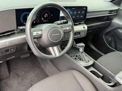 Abyss Black Pearl 2026 Hyundai KONA SEL Sport