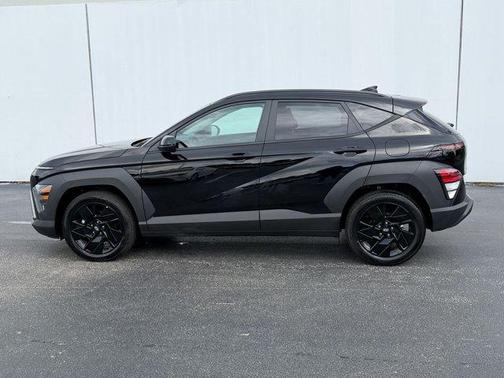 Abyss Black Pearl 2026 Hyundai KONA SEL Sport