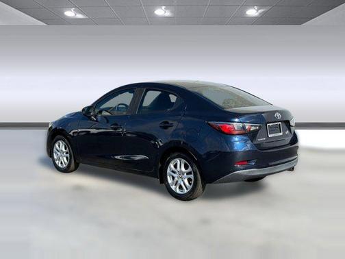 2017 Toyota Yaris iA Base