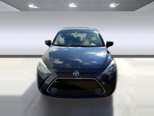 2017 Toyota Yaris iA Base