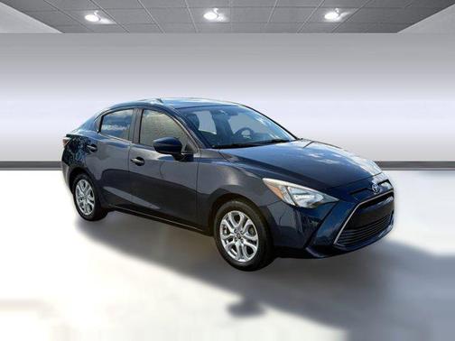 2017 Toyota Yaris iA Base