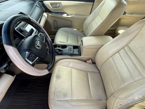 2016 Toyota Camry XLE