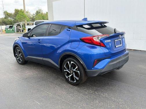Blue Eclipse Metallic 2019 Toyota C-HR XLE