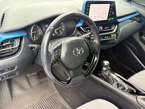Blue Eclipse Metallic 2019 Toyota C-HR XLE