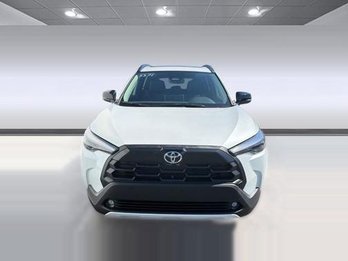 Wind Chill Pearl 2026 Toyota Corolla Cross XLE