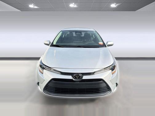 Classic Silver Metallic 2023 Toyota Corolla LE