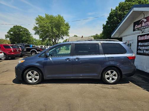 Blue 2015 Toyota Sienna LE