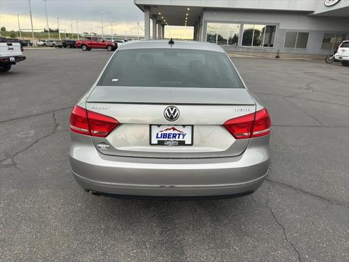 2014 Volkswagen Passat 2.0L TDI DSG SEL Premium