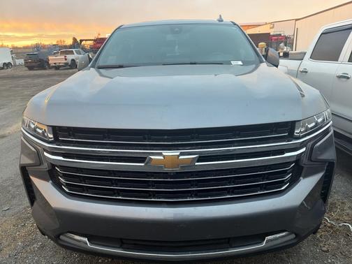 2022 Chevrolet Suburban LT