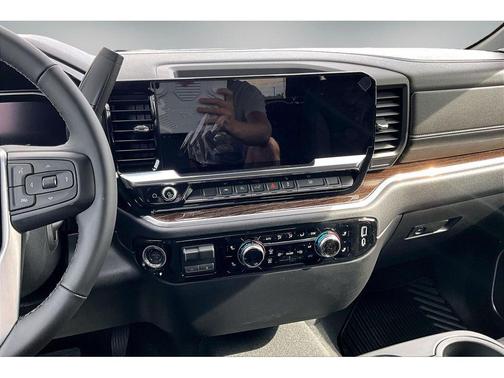 Summit White 2026 GMC Sierra 1500 SLE