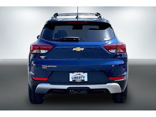 Blue Glow Metallic 2022 Chevrolet Trailblazer LT