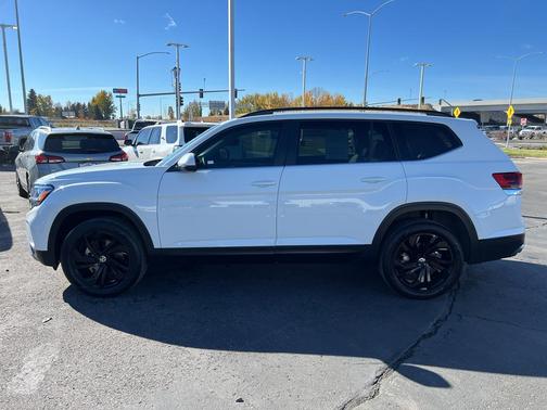 2023 Volkswagen Atlas 2.0T SE w/Technology 4MOTION