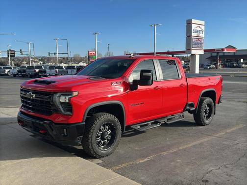 2025 Chevrolet Silverado 3500 LT