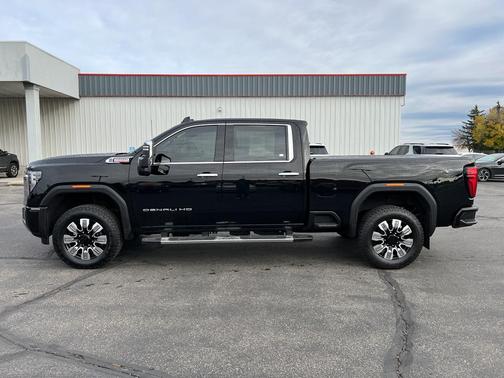 2025 GMC Sierra 3500 Denali