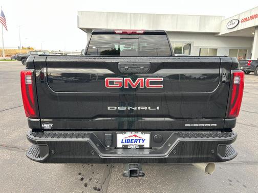 2025 GMC Sierra 3500 Denali