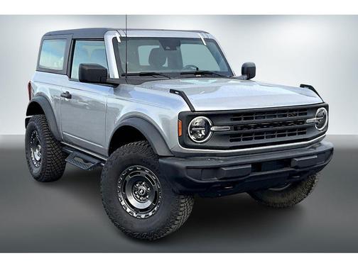 2023 Ford Bronco Base 2 Door 4x4
