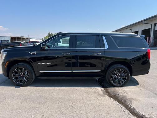 2025 GMC Yukon XL 4WD Elevation