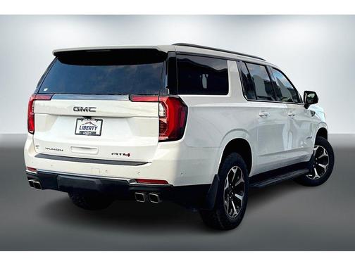 2025 GMC Yukon XL 4WD AT4