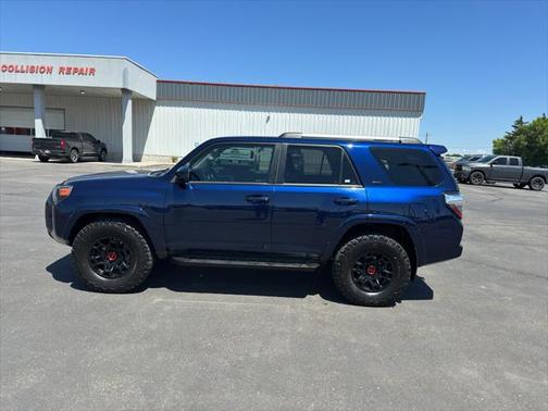 2022 Toyota 4Runner SR5