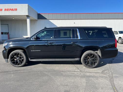 2019 Chevrolet Suburban LT