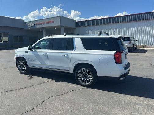 2023 GMC Yukon XL Denali Ultimate