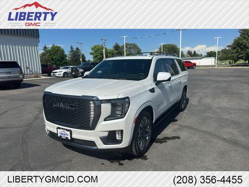 2023 GMC Yukon XL Denali Ultimate