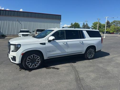 2023 GMC Yukon XL Denali Ultimate
