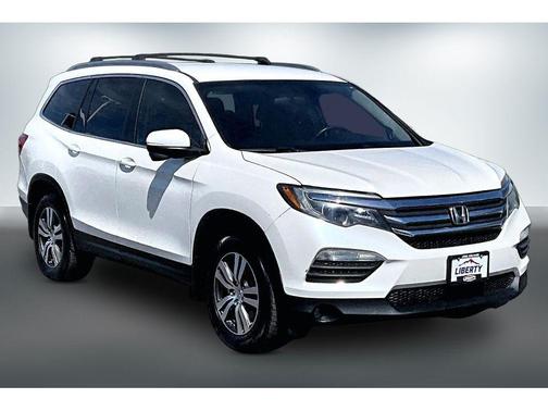 White Diamond Pearl 2016 Honda Pilot EX