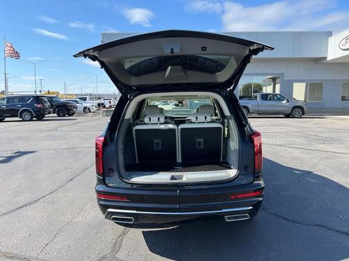 2022 Cadillac XT6 Premium Luxury AWD