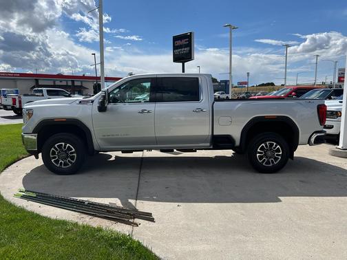 2023 GMC Sierra 3500 SLT