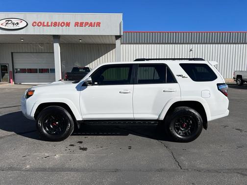 2023 Toyota 4Runner TRD Off Road Premium